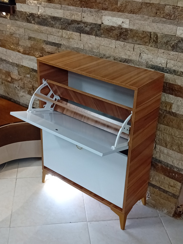 جاکفشی دودرب داشبوردی